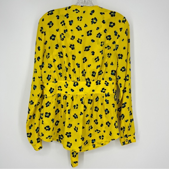 Cabi Sunny Set Blouse Tank Yellow Animal Print Cheetah Wrap Tie Size Small 5596 - Picture 6 of 7